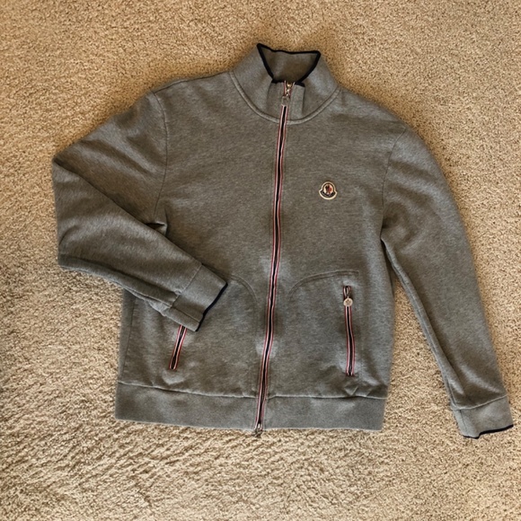 MONCLER SWEATSHIRT - Picture 7 of 13